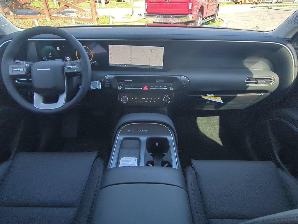 New 2027 Gray Hyundai Blue SEL 7P image 18