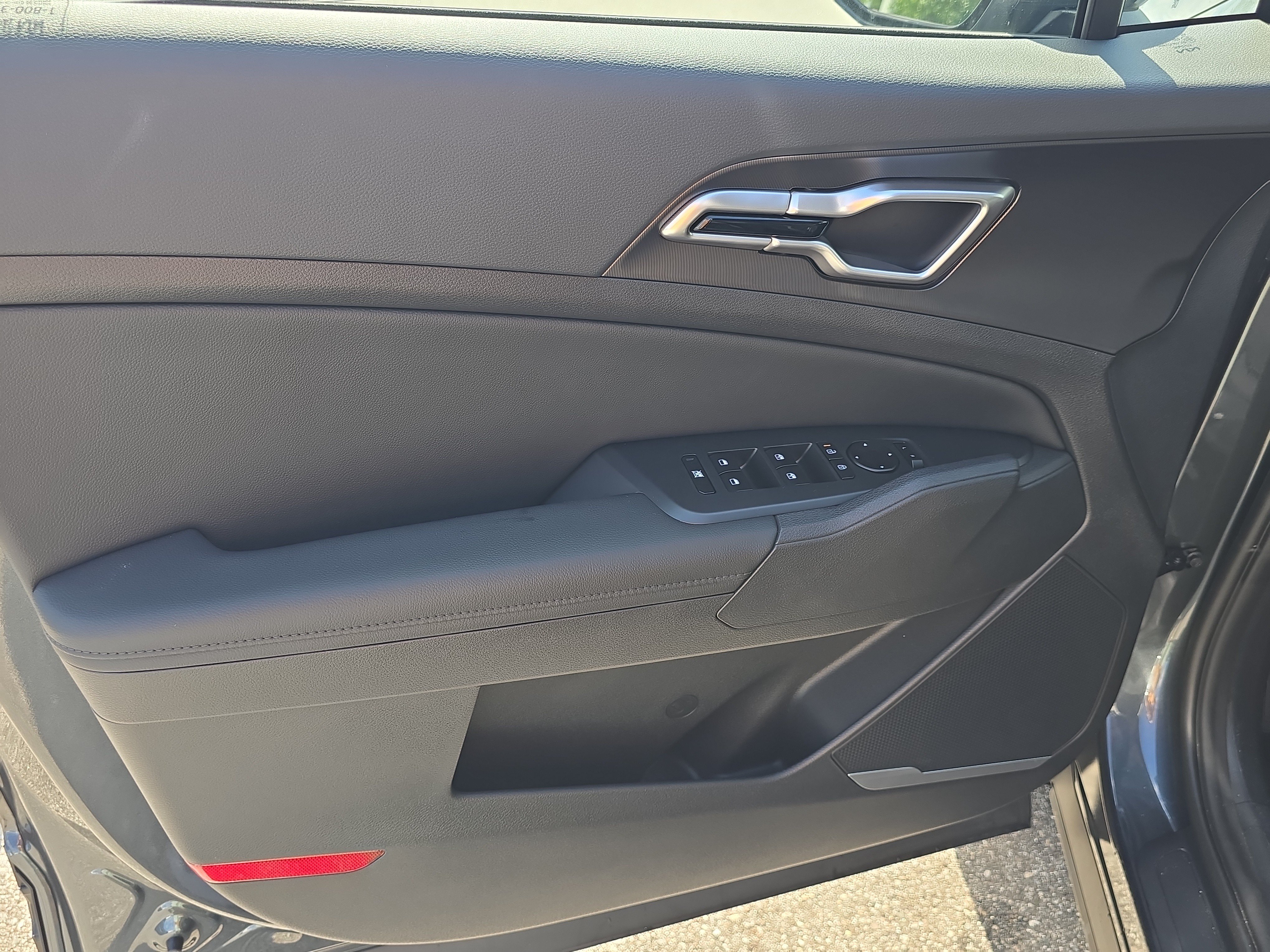 New 2026 Gravity Gray Kia EX image 18