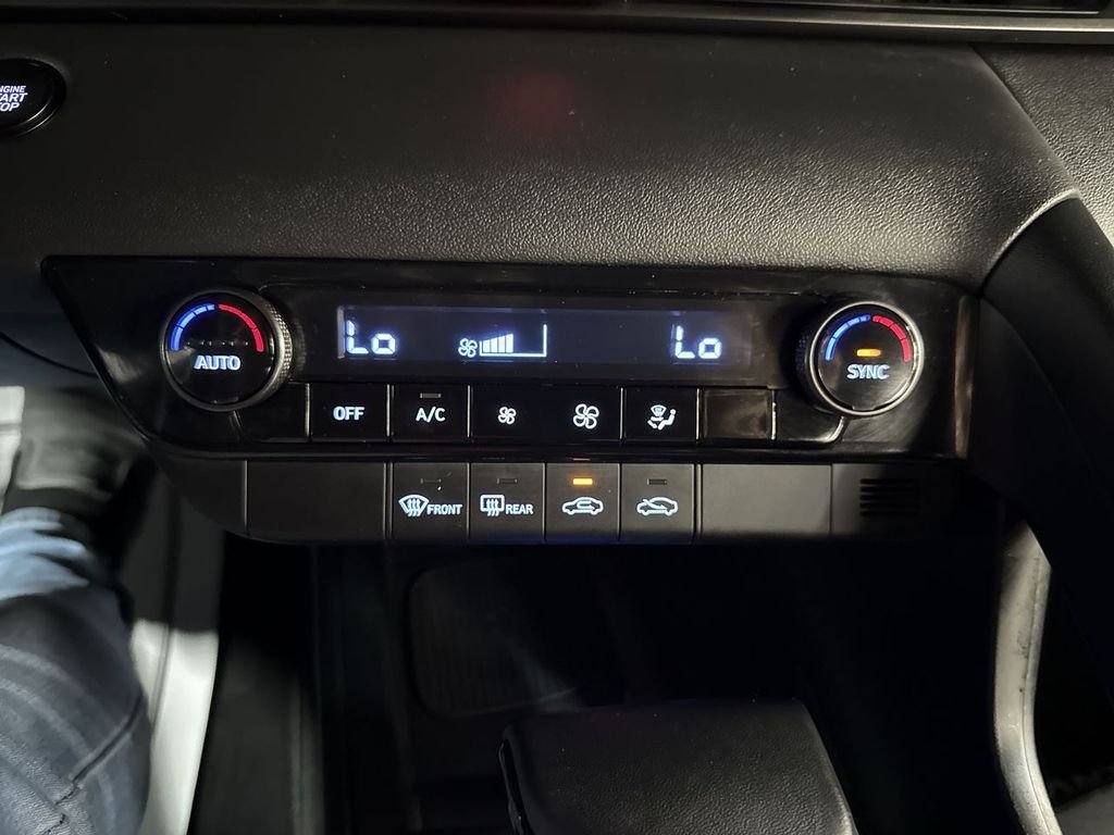 Used 2025 Intense Blue Hyundai SEL Sport image 25