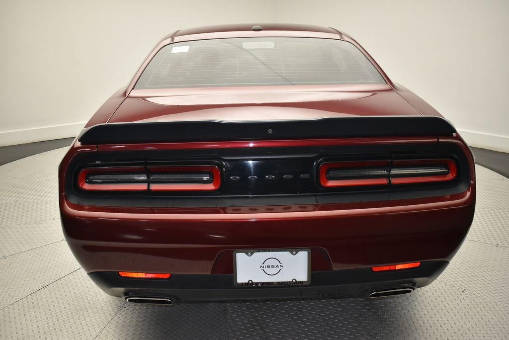 Used 2021 Red Dodge SXT image 6