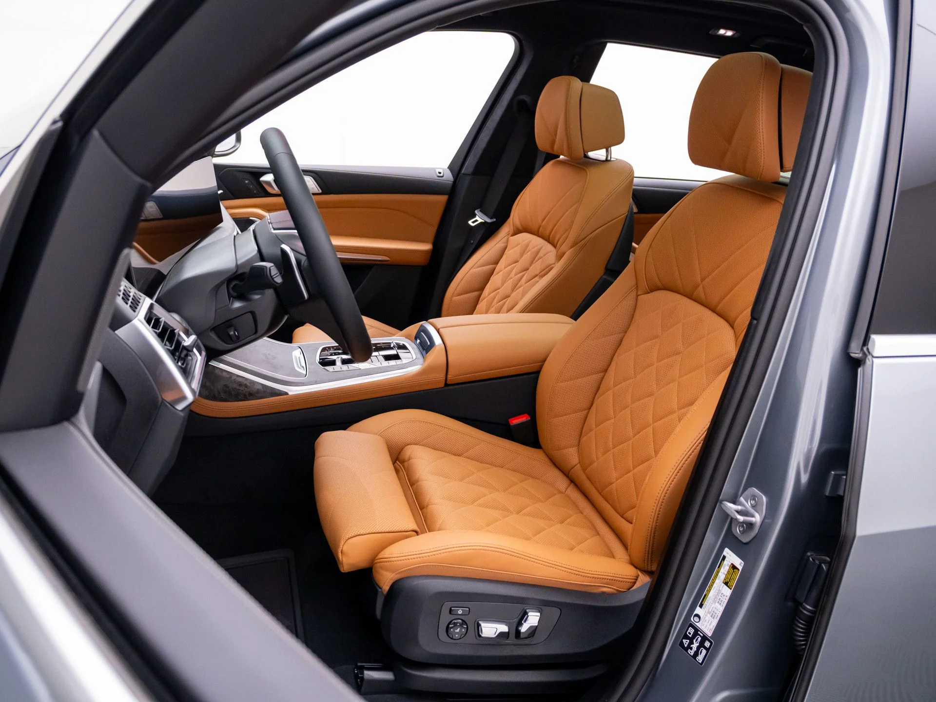 New 2026 Gray BMW xDrive40i image 17
