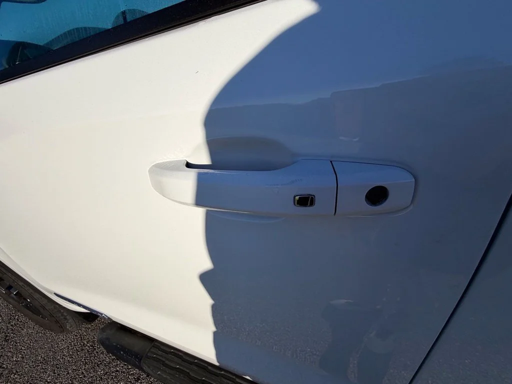 Used 2021 SUMMIT WHITE GMC Elevation image 46