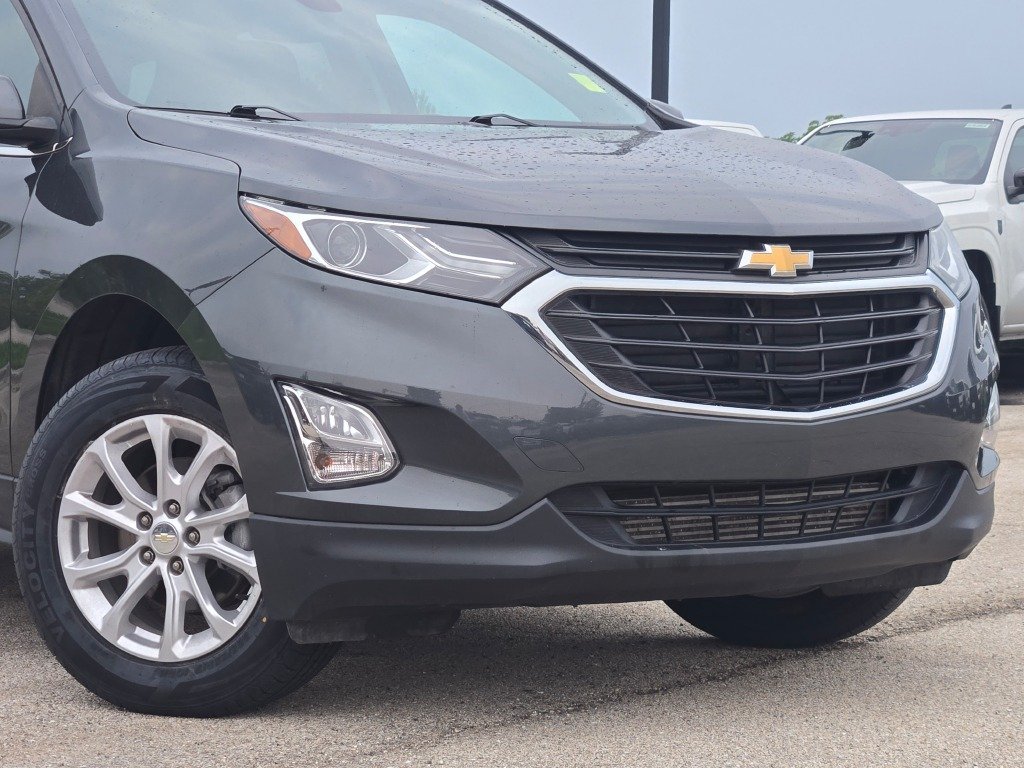 Used 2020 Chevrolet Equinox LT with VIN 3GNAXUEV4LS570504 for sale in Lindenhurst, IL