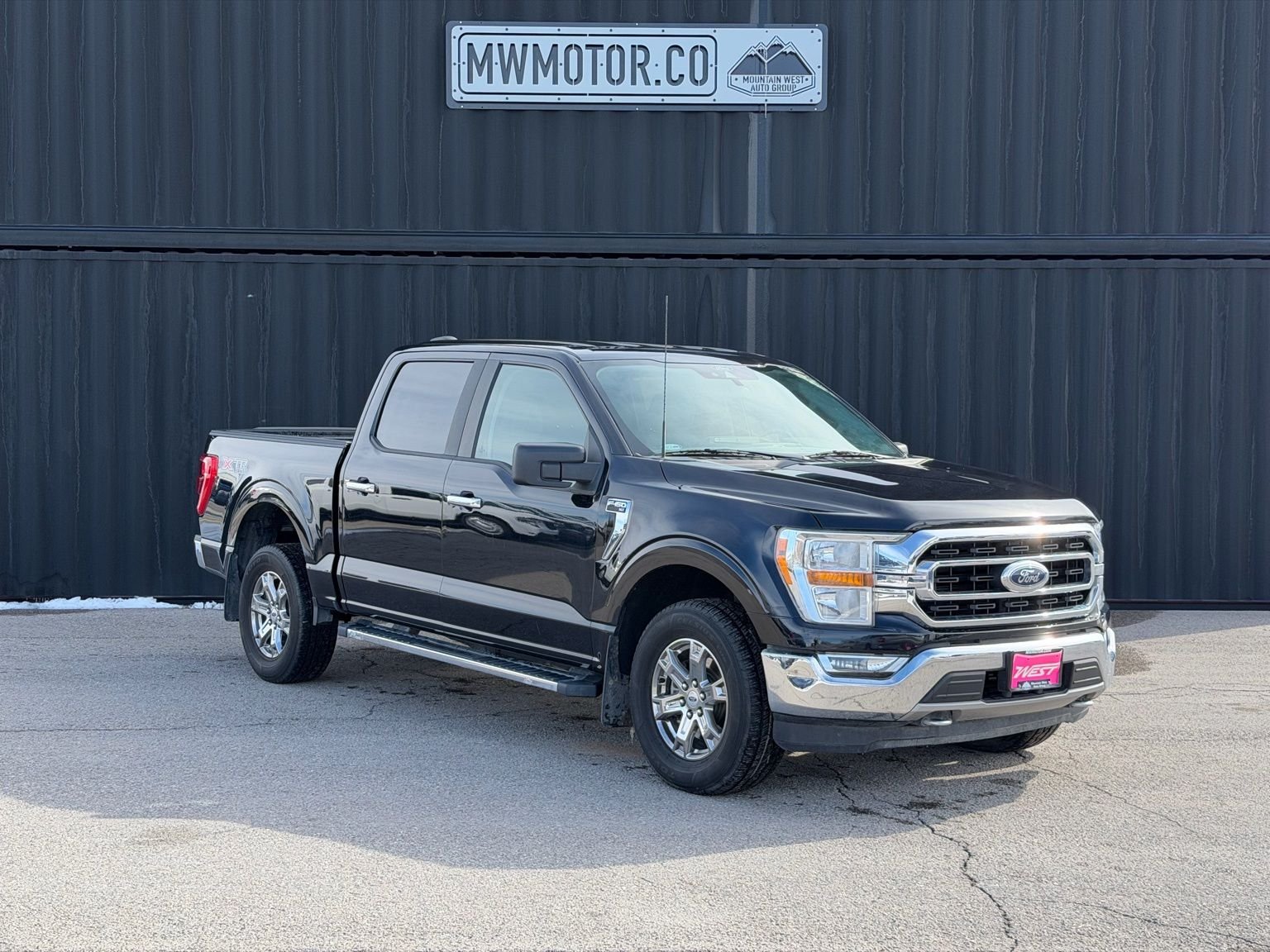 2021 Ford F-150 XLT 4x4 SuperCrew 145 in's photo