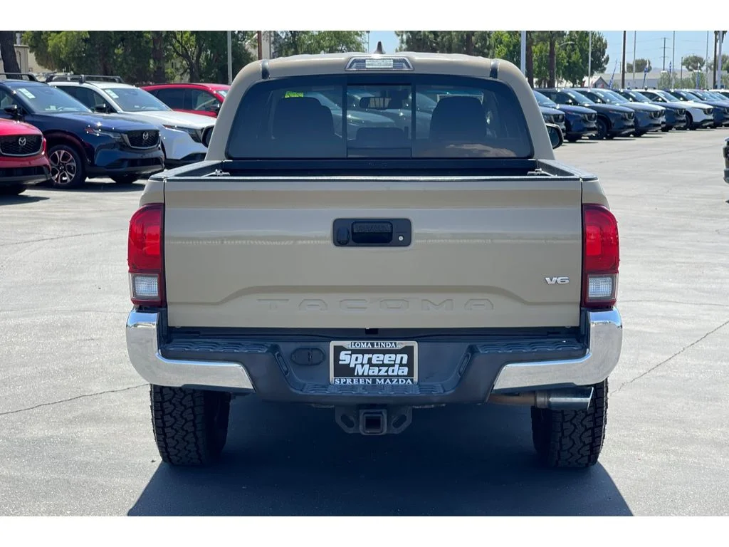 Used 2018 Quicksand Toyota SR5 image 5