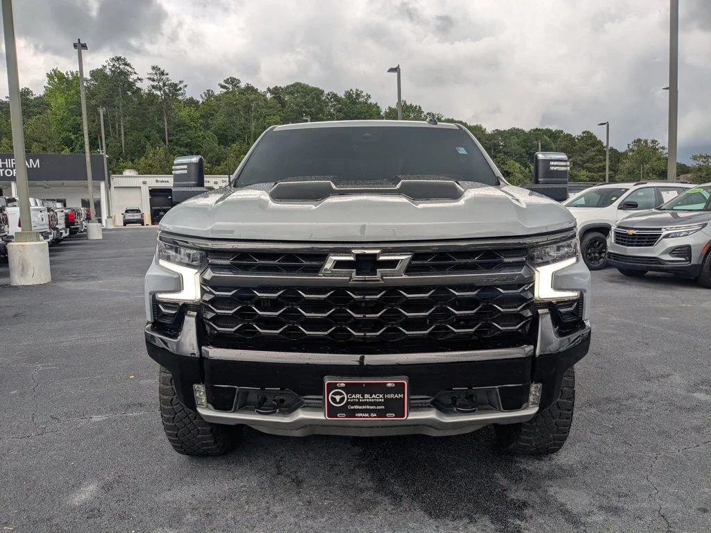 Used 2024 Slate Gray Metallic Chevrolet ZR2 image 2