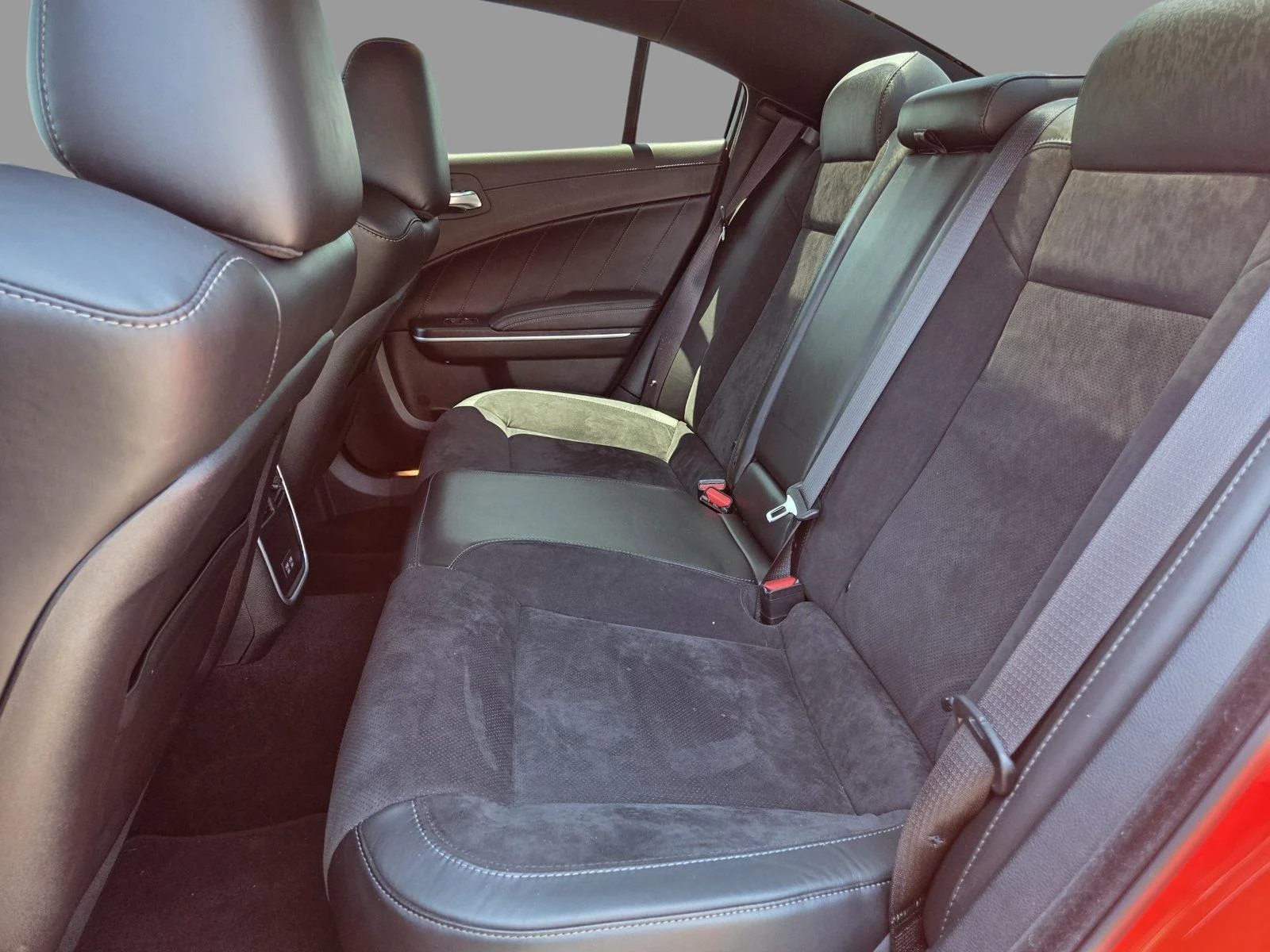 Used 2023 Go Mango Dodge Scat Pack image 17