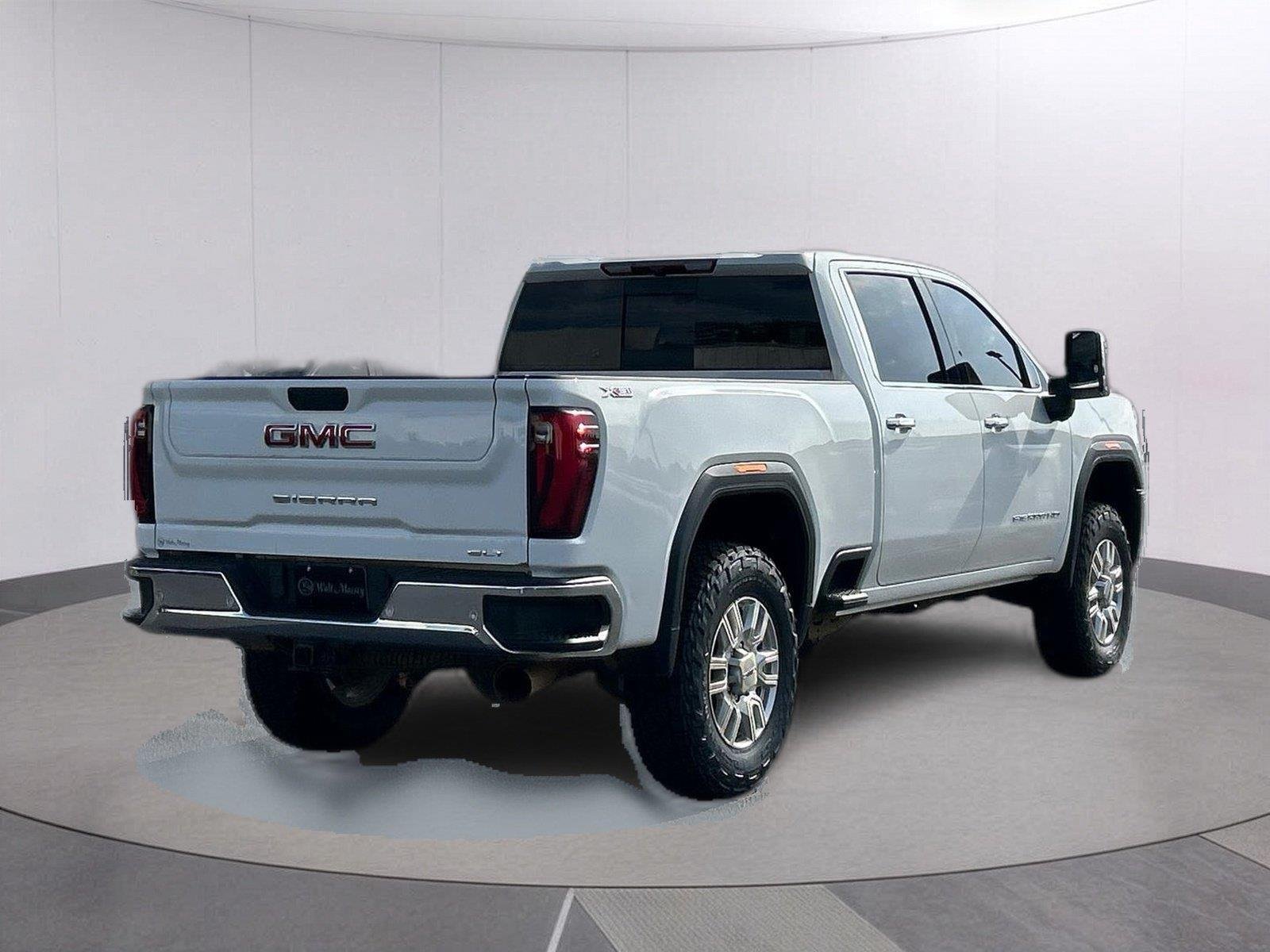 Used 2024 Summit White GMC SLT image 6