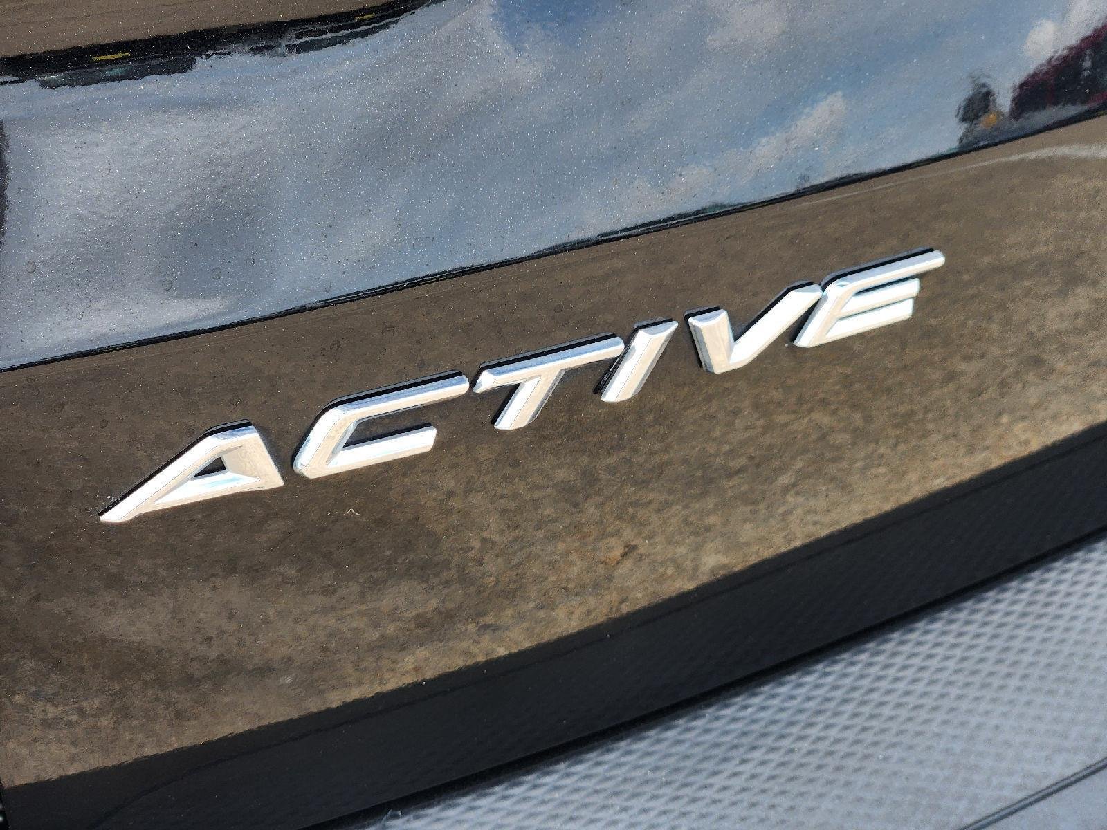 Used 2024 Agate Black Ford Active image 11