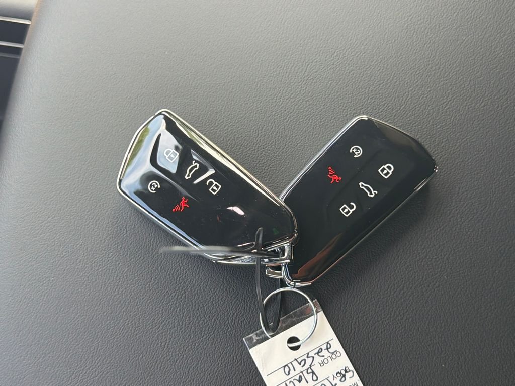 New 2026  Volkswagen SE w/Technology image 27