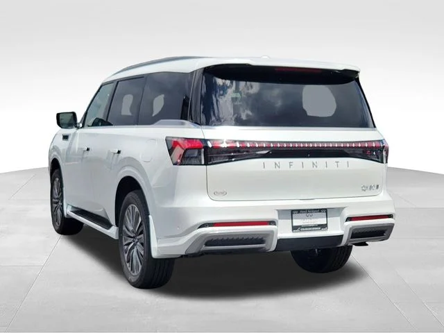 New 2027 RADIANT WHITE INFINITI Luxe 4WD image 3