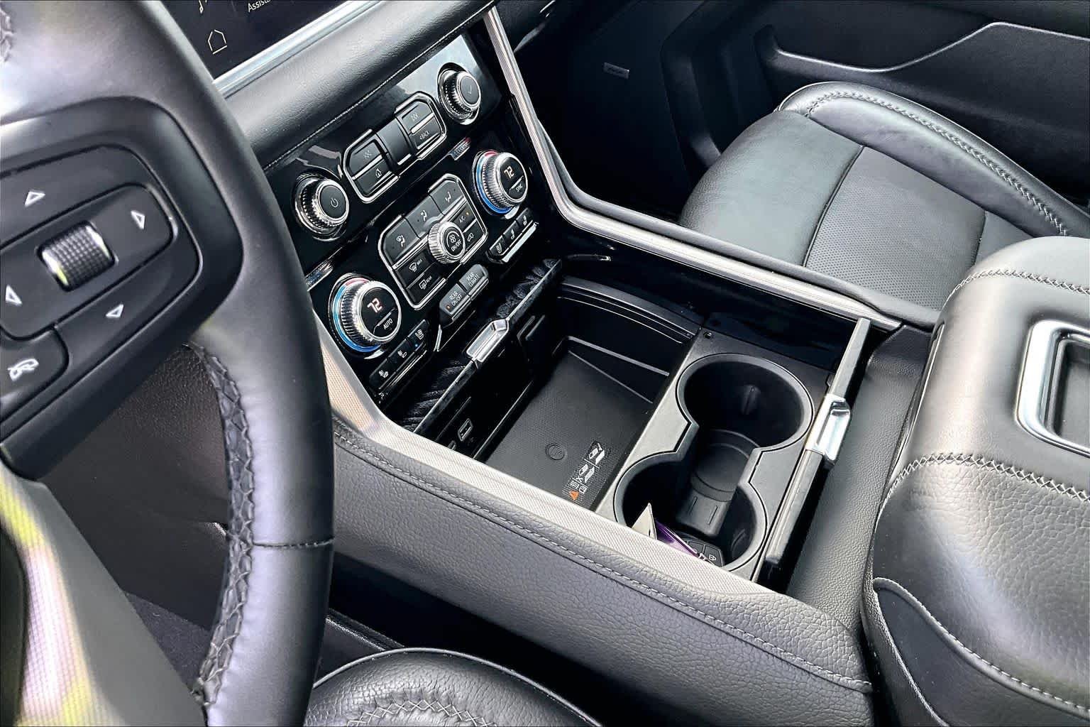 2023 GMC Yukon XL Denali - Photo 17