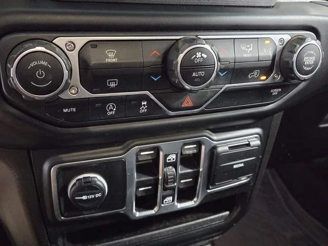 Used 2020 White Jeep Sport image 22