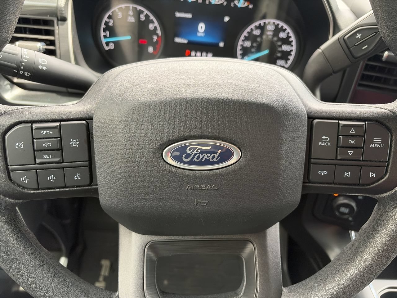 Used 2022 Agate Black Metallic Ford LARIAT image 21