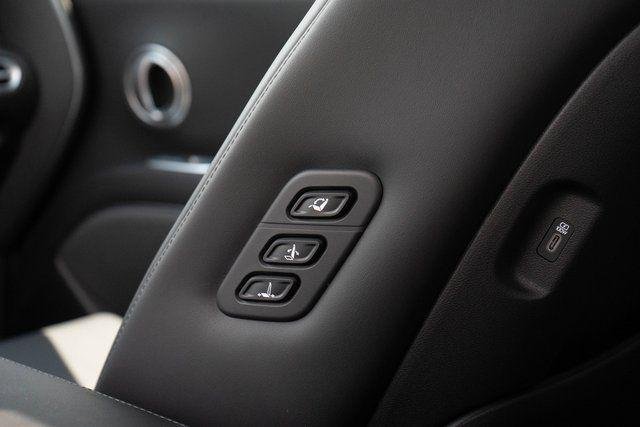 New 2026 White Hyundai Calligraphy FWD image 22