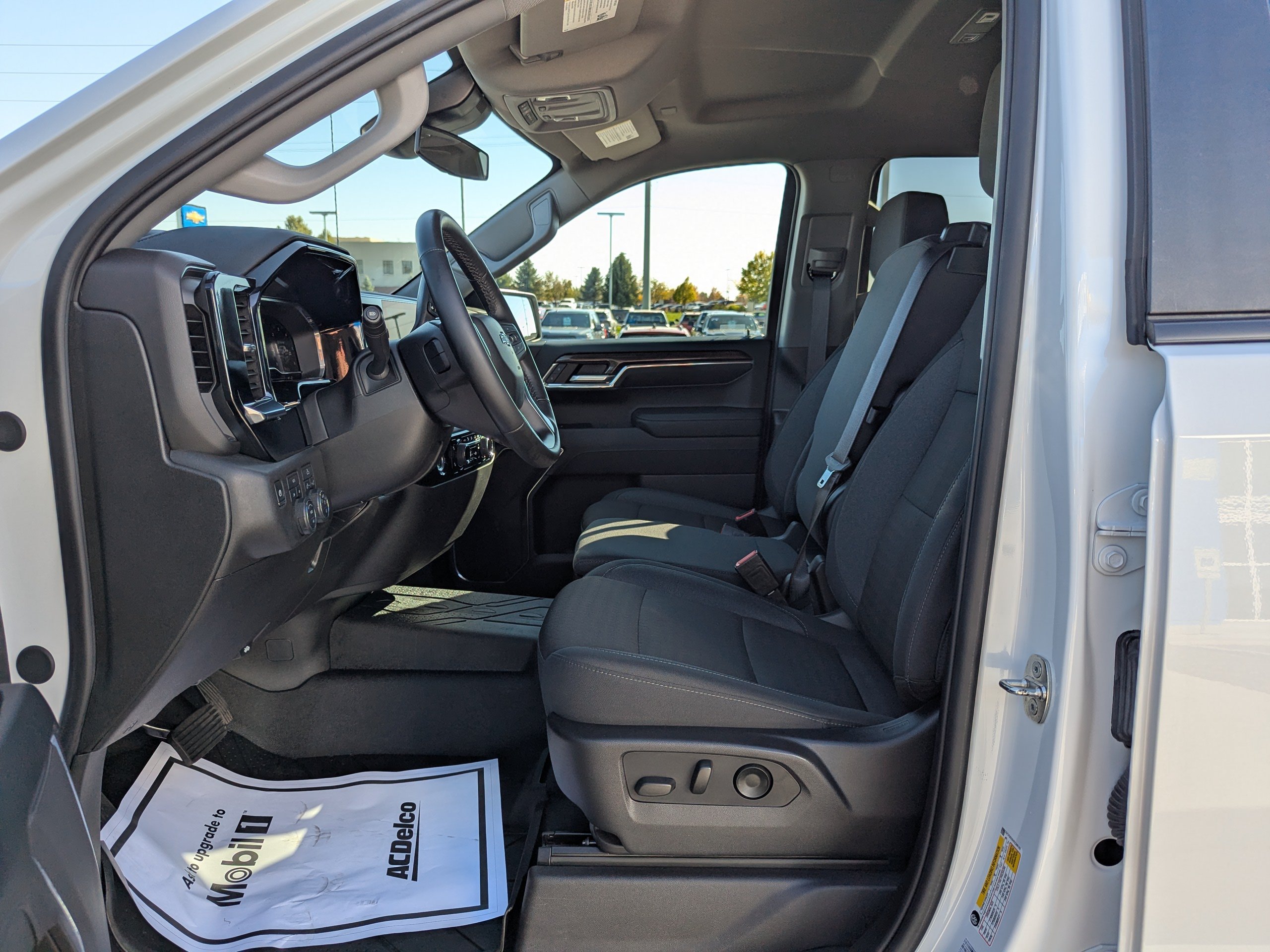 2024 Chevrolet Silverado 1500 RST - Photo 12