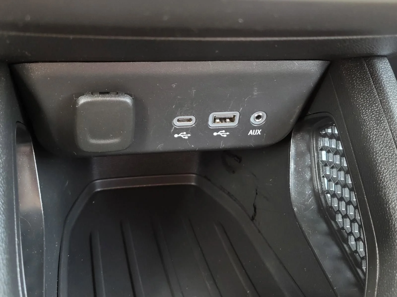 Used 2023 Mosaic Black Metallic Chevrolet LT image 27