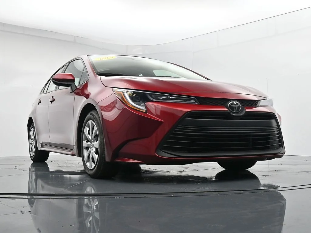 Used 2023 Red Toyota LE image 18