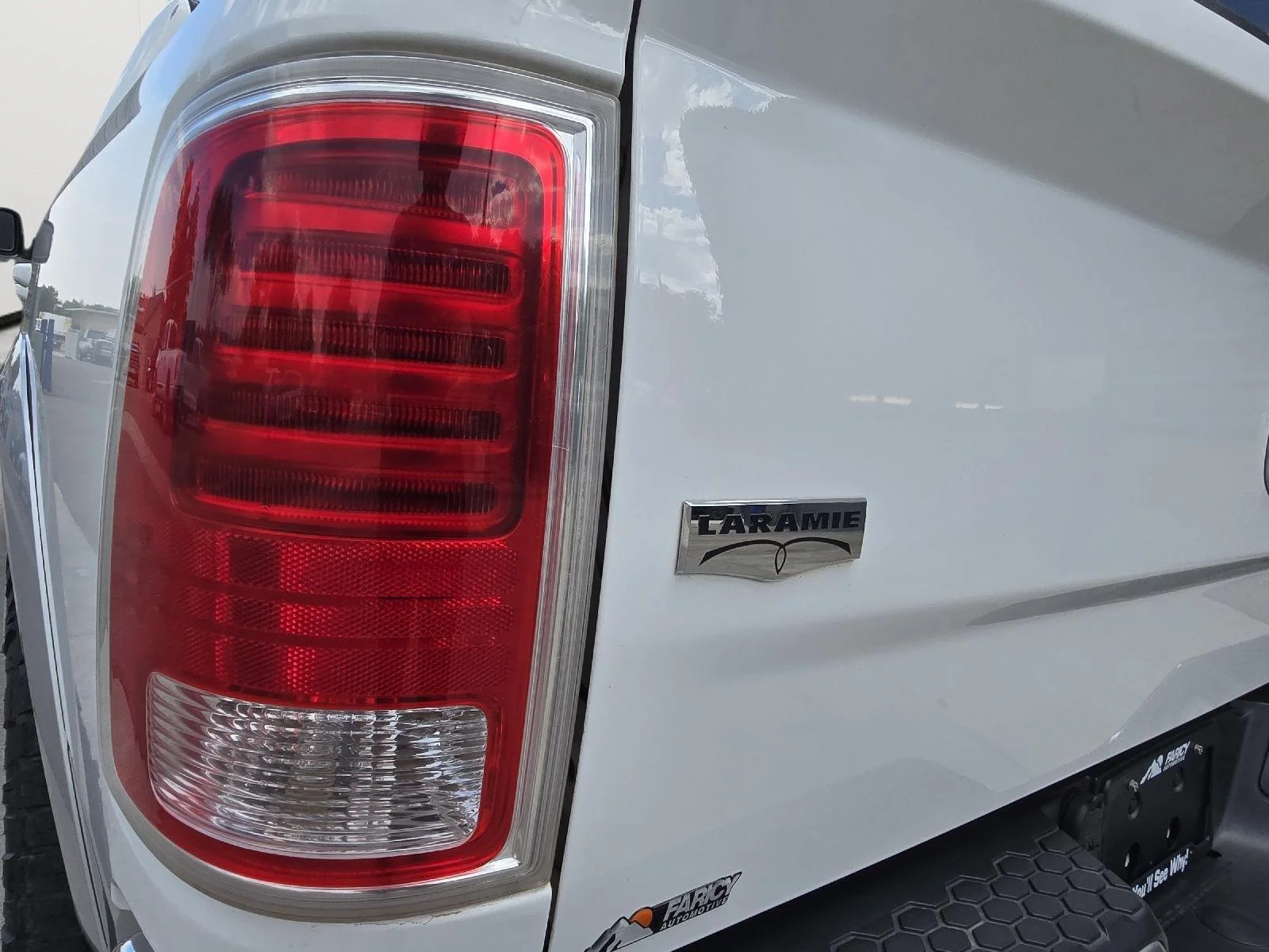 Used 2016 Bright White Clearcoat Ram Laramie image 12