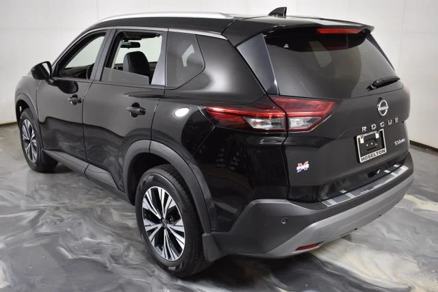 Used 2023 Black Nissan SV image 7