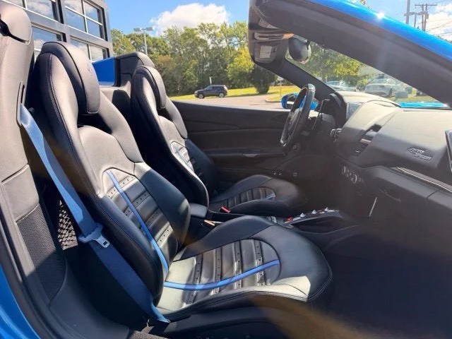 Certified Used 2017 Blu Corsa Ferrari Base image 28