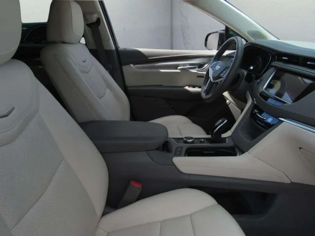 Used 2021 Garnet Cadillac Premium Luxury image 9
