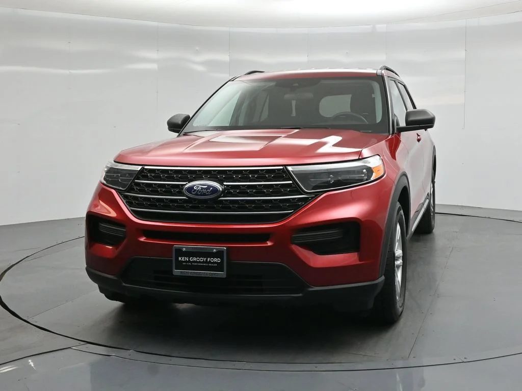 Used 2023 Red Ford XLT image 53