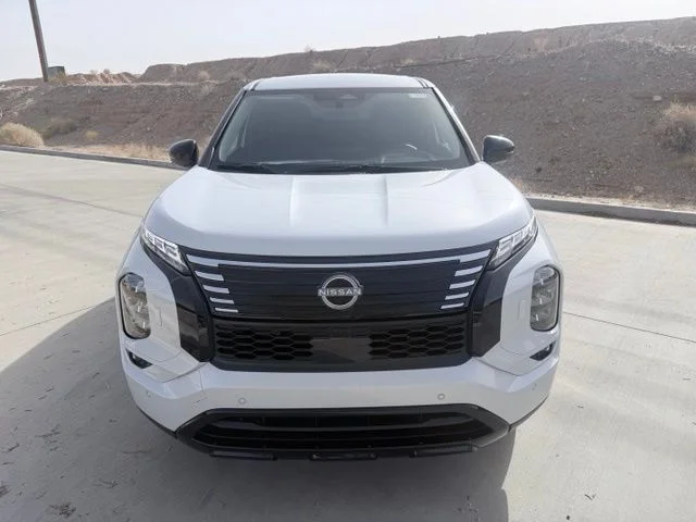 New 2026 White Nissan SL image 2