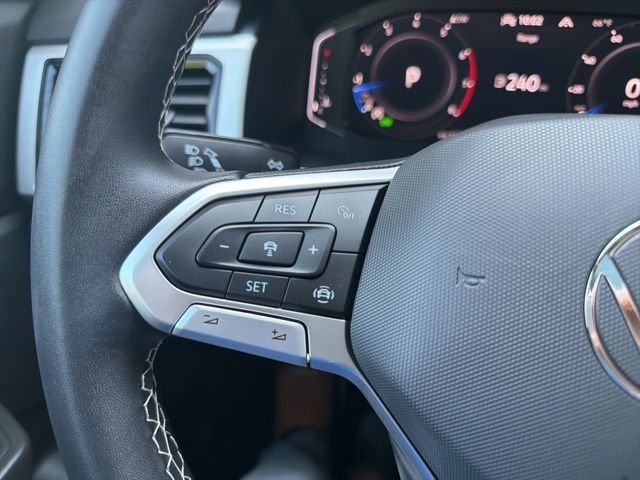 Certified Used 2023 Gray Volkswagen 3.6L V6 SE w/Technology image 22