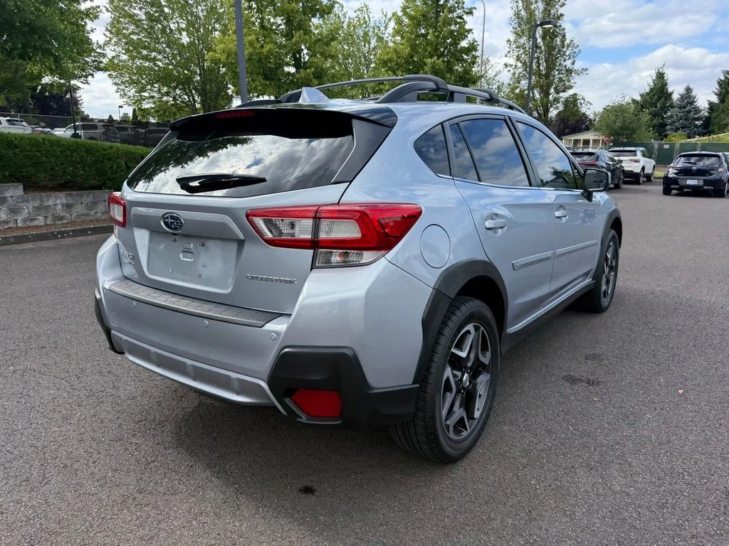 Used 2018 Ice Silver Metallic Subaru 2.0i Limited image 7