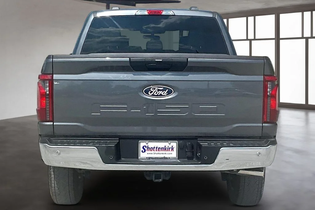 Used 2026 Gray Ford XLT image 5
