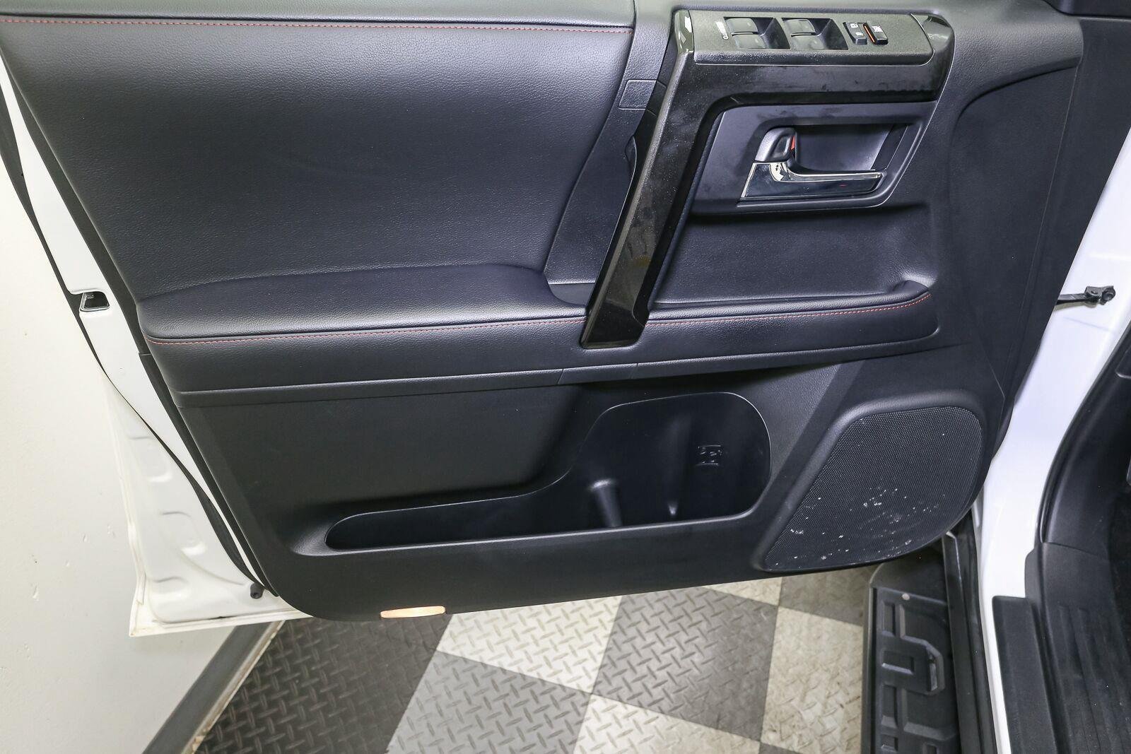 Used 2024 Ice Cap Toyota TRD Off-Road Premium image 40