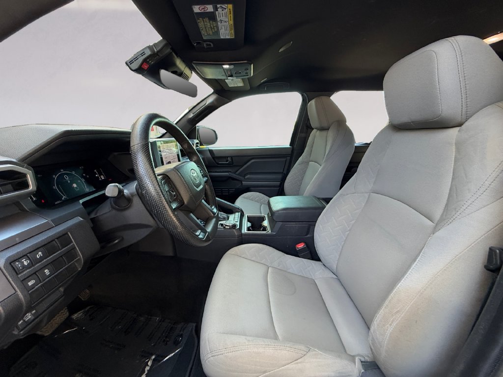 Used 2024  Toyota SR5 image 10