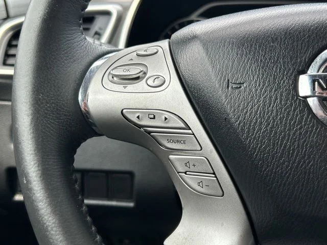 Used 2016 Gray Nissan Platinum image 43