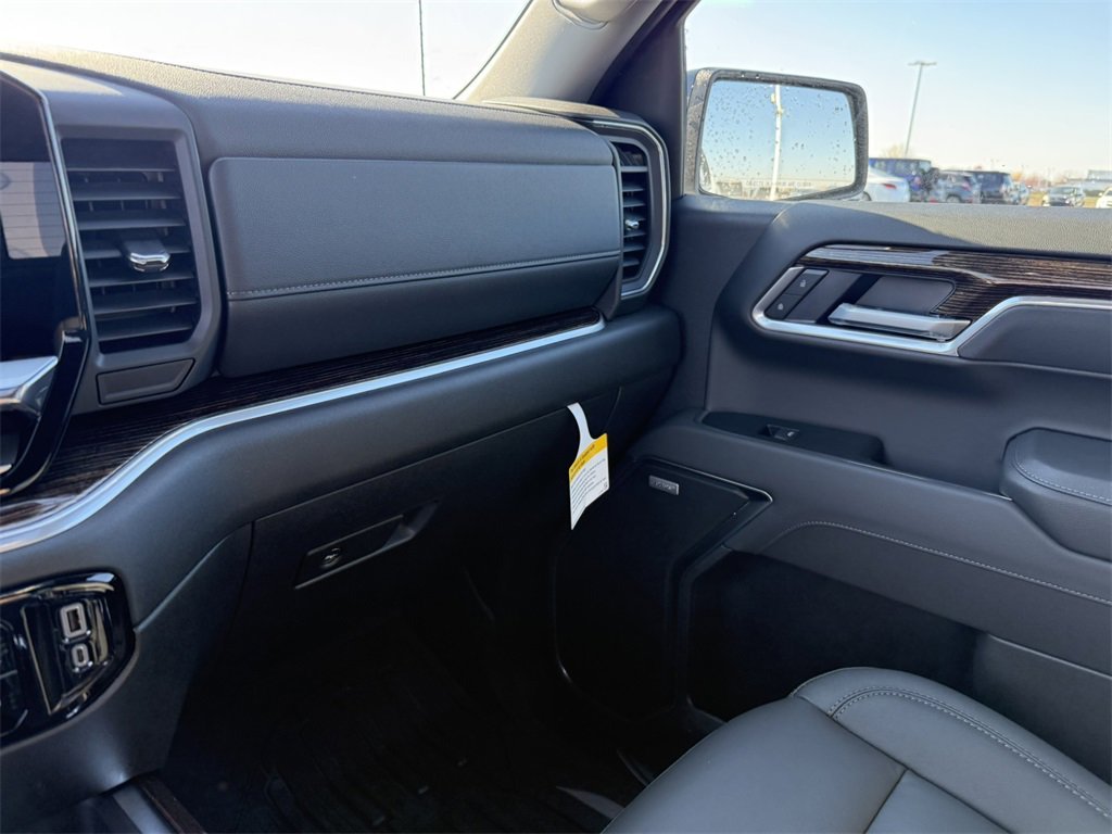 2026 GMC SIERRA - Image 25