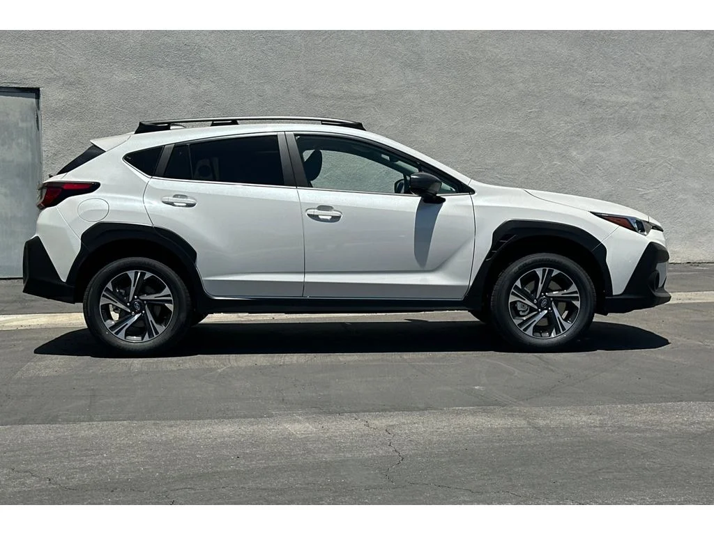 New 2026 CRYSTAL WHITE PEARL Subaru Premium image 3