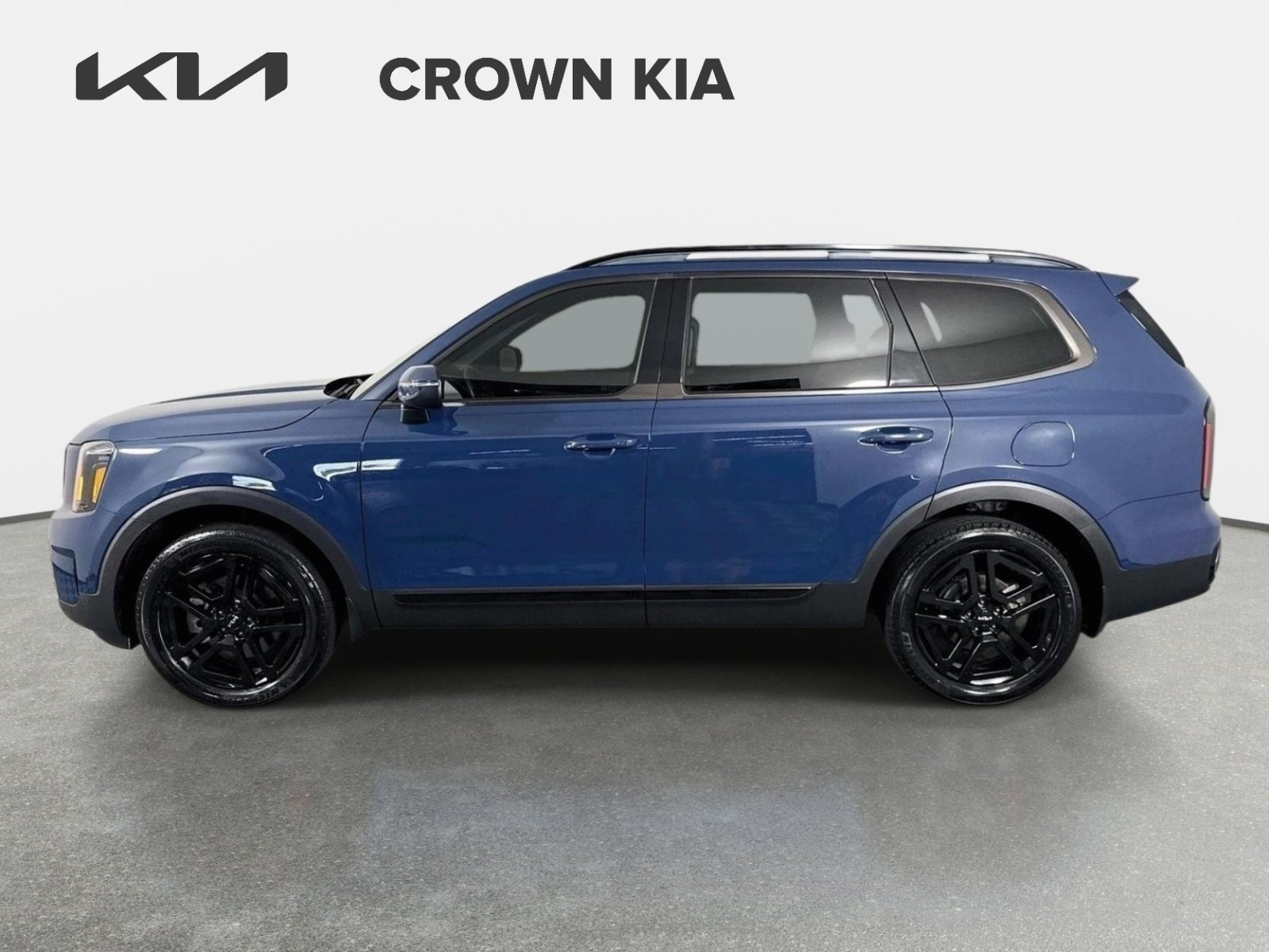 Used 2024 Midnight Lake Blue Kia EX X-Line image 8