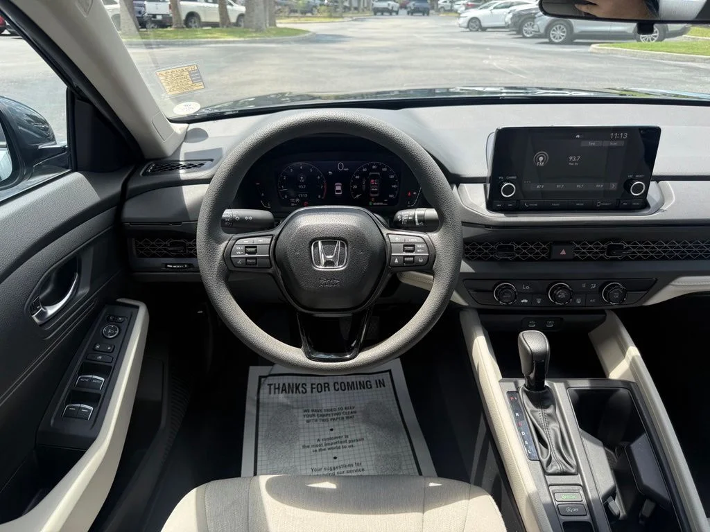 Used 2025 Meteorite Gray Metallic Honda LX image 21