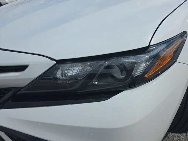 Used 2023 White Toyota SE image 31
