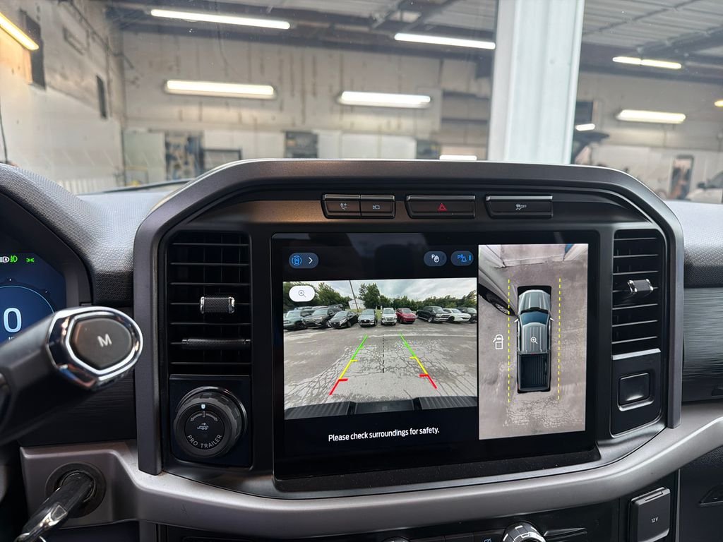 Used 2024 Silver Ford XLT image 13