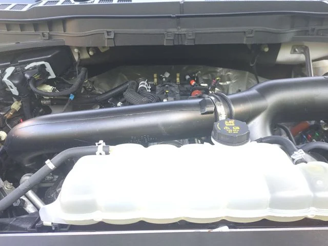 Used 2023 Silver Ford Tremor image 25