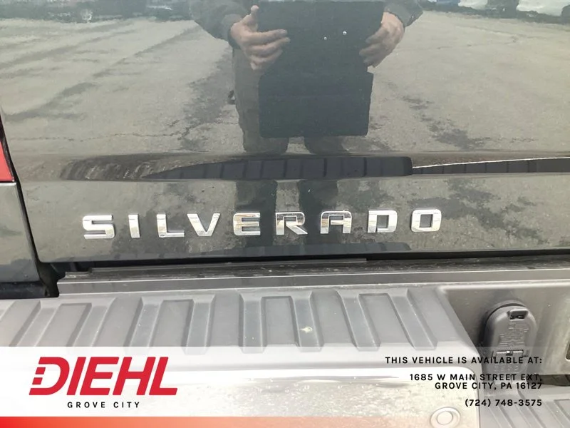 Used 2018 Gray Chevrolet LTZ image 11