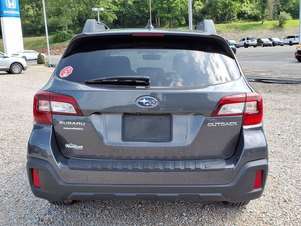 Used 2019 Gray Subaru 2.5i Premium image 6