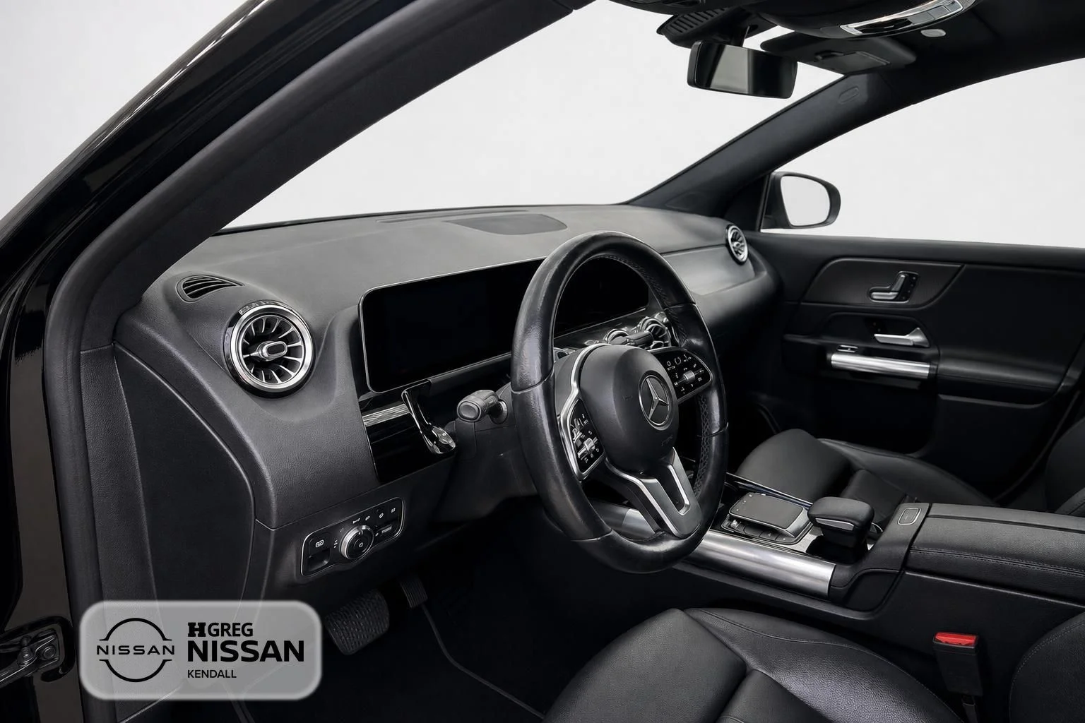 Used 2021 Black Mercedes-Benz GLA 250 image 7