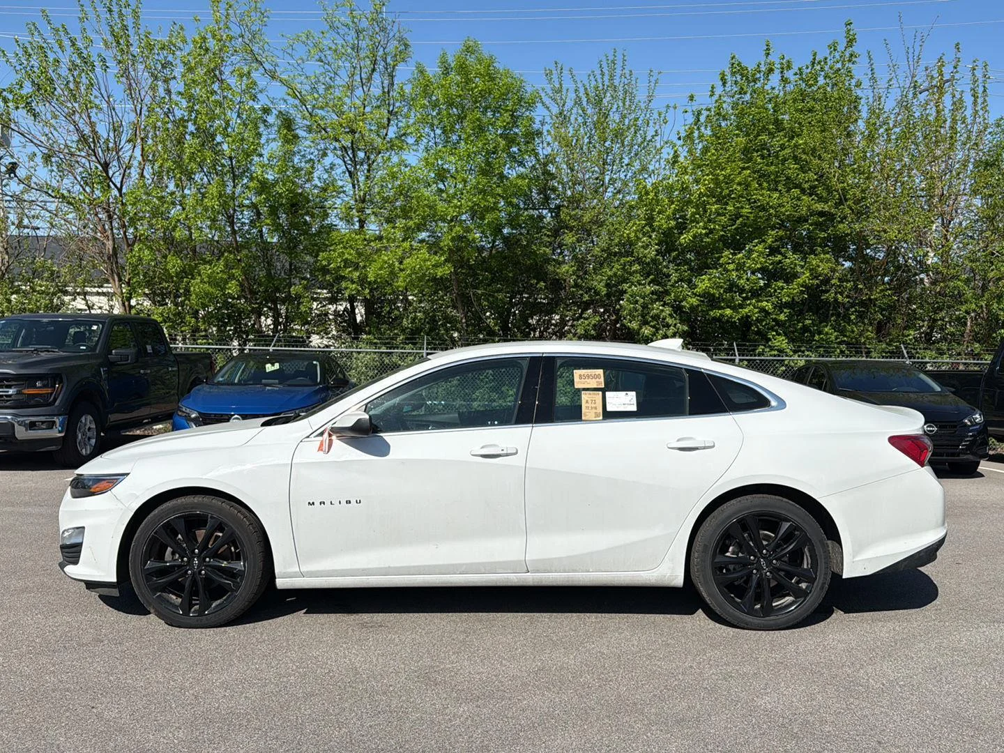 Used 2024 Summit White Chevrolet 1LT image 6
