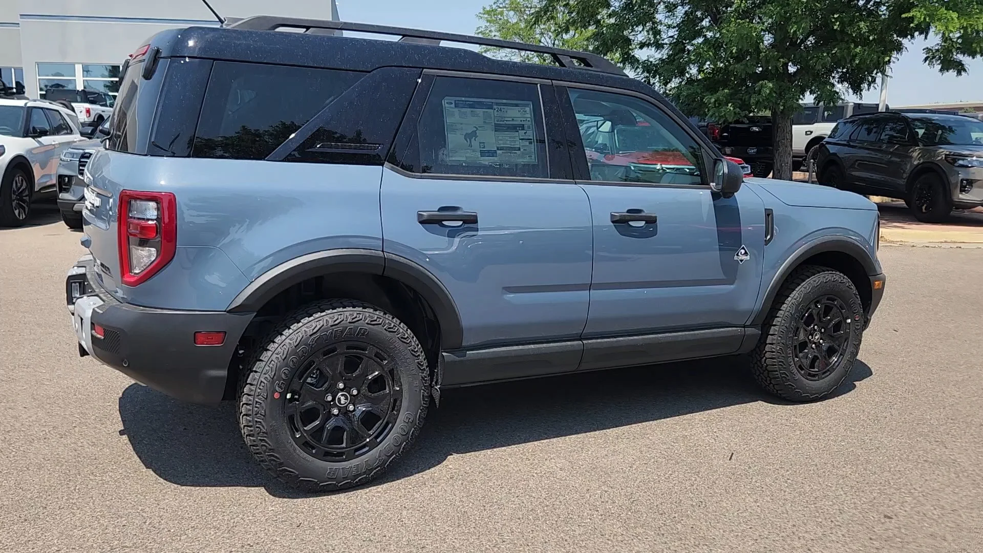 New 2026 Azure Gray Metallic Tri-Coat Ford Outer Banks image 11