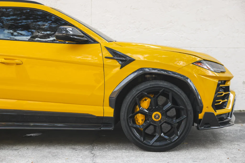 Used 2019 Yellow Lamborghini Base image 3