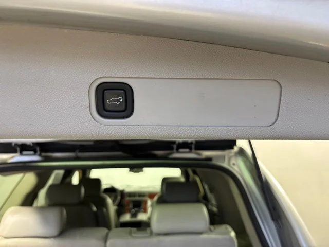 Used 2010 Silver Chevrolet LTZ image 10