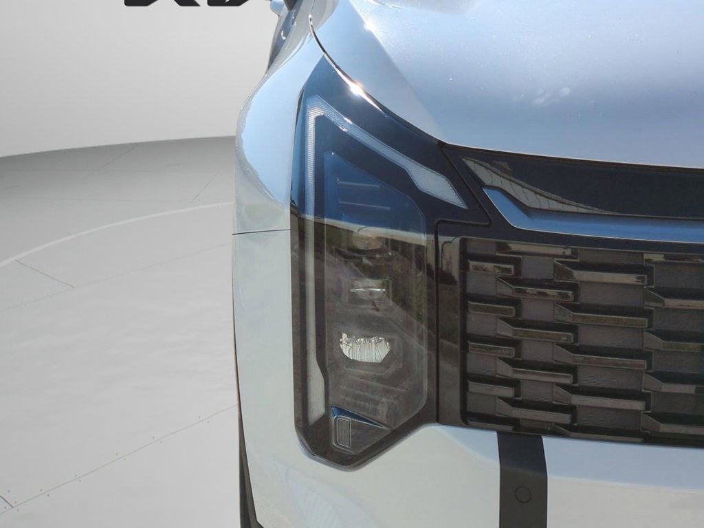2026 Kia Sportage EX - Photo 12