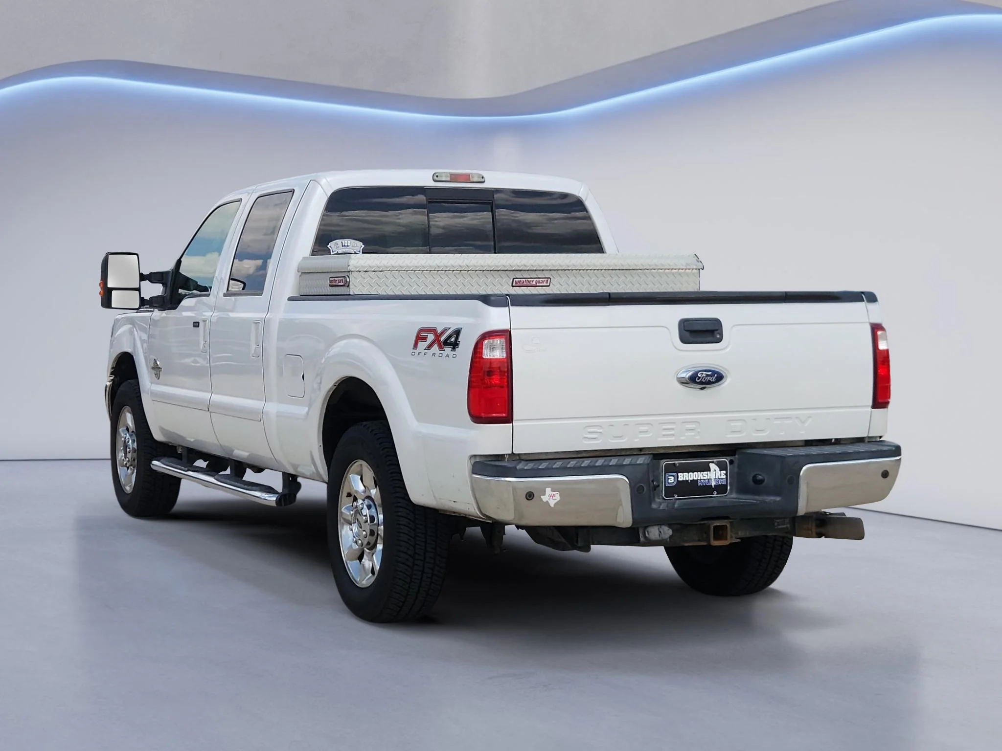 Used 2015 White Platinum Metallic Tri-Coat Ford Lariat image 8